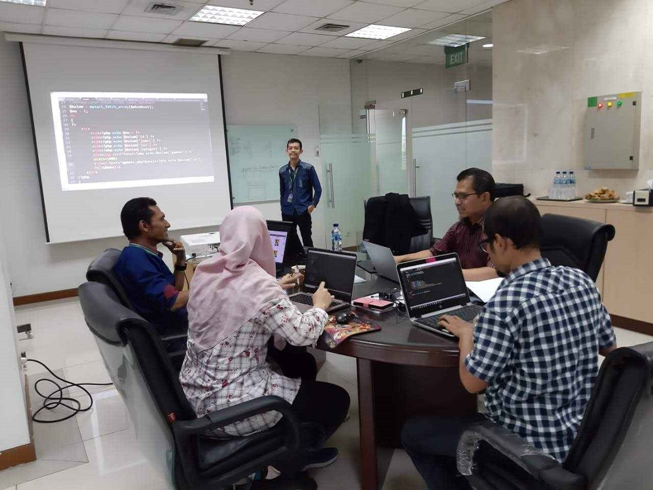 Kursus Reguler Web Programming